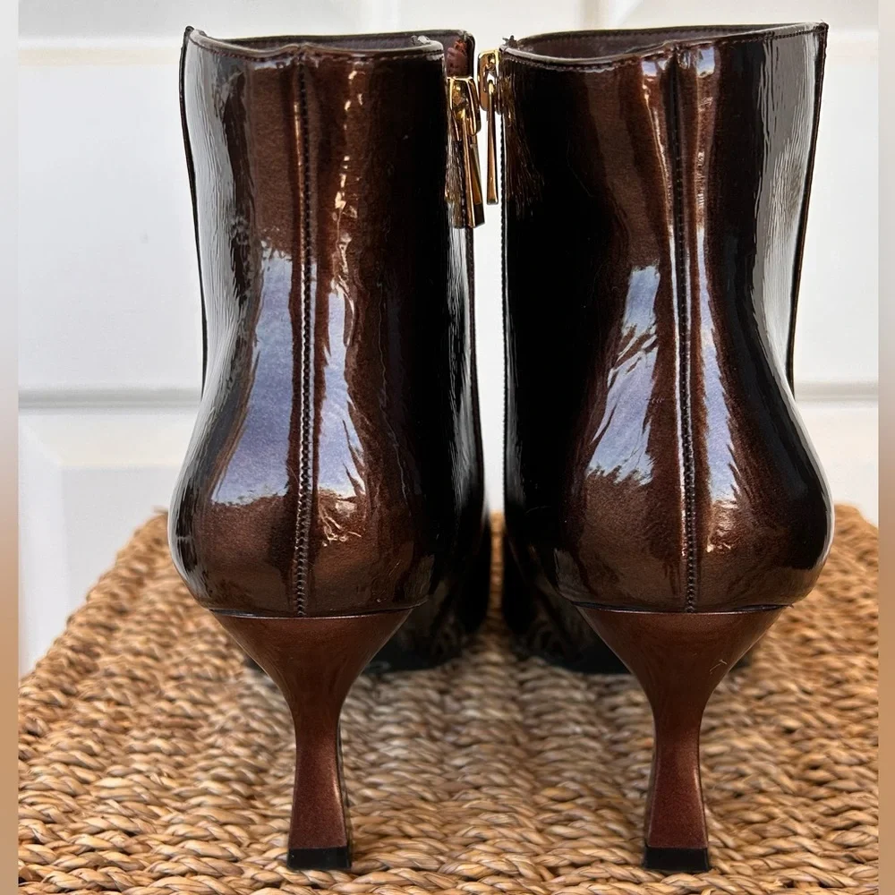Est. 1946‎ Faux Textured Patent Leather Booties Size 8W